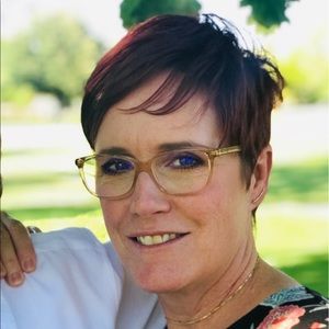 Meet your Posher, Angie